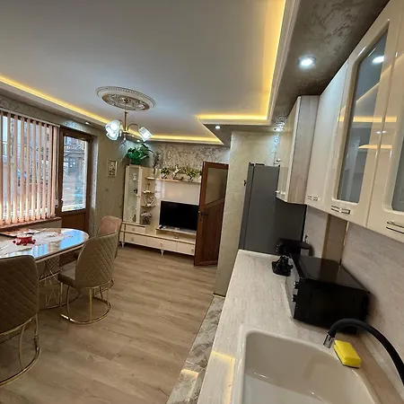 за гости корнела Belogradchik